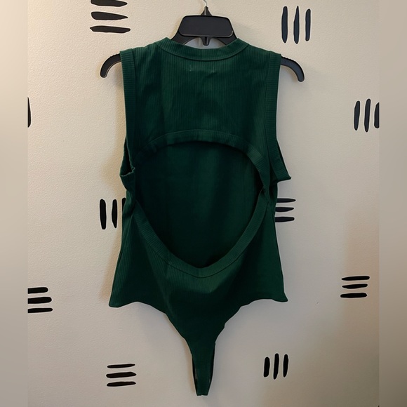 NWT Madewell Crewneck Thong Bodysuit in Sleekhold - Picture 4 of 8